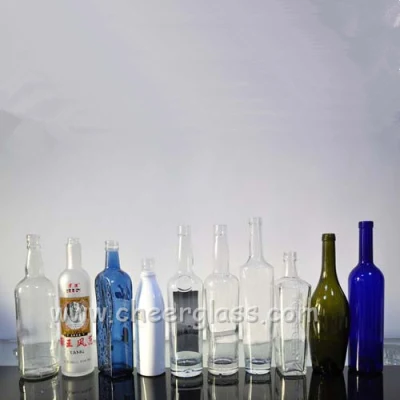 China Wholesale High Quality Whiskey Glass Screen Printing Frosted Glass Liquor Bottles